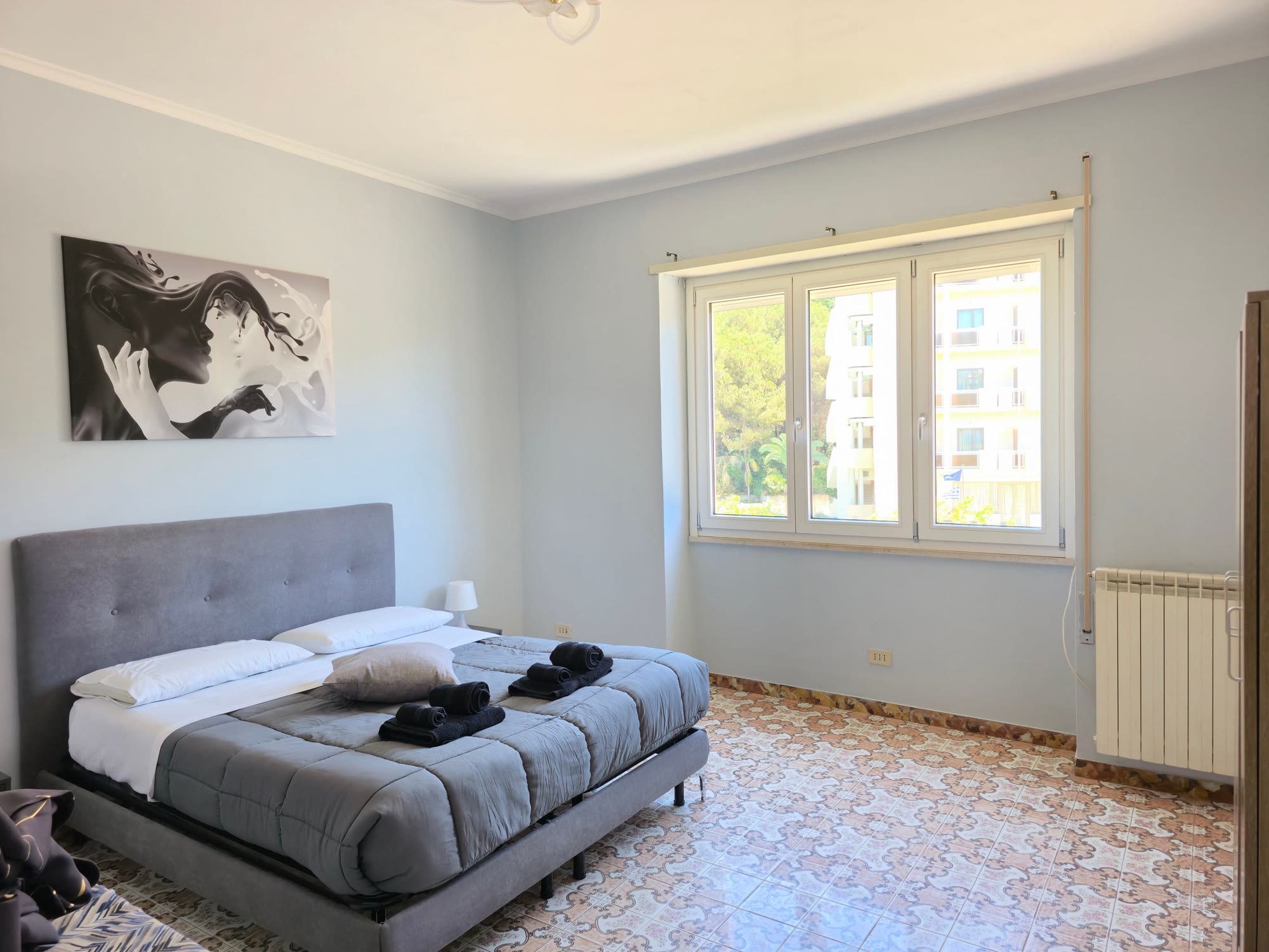 150mq fronte mare, 3 camere, parking in zona V.I.P — foto 3