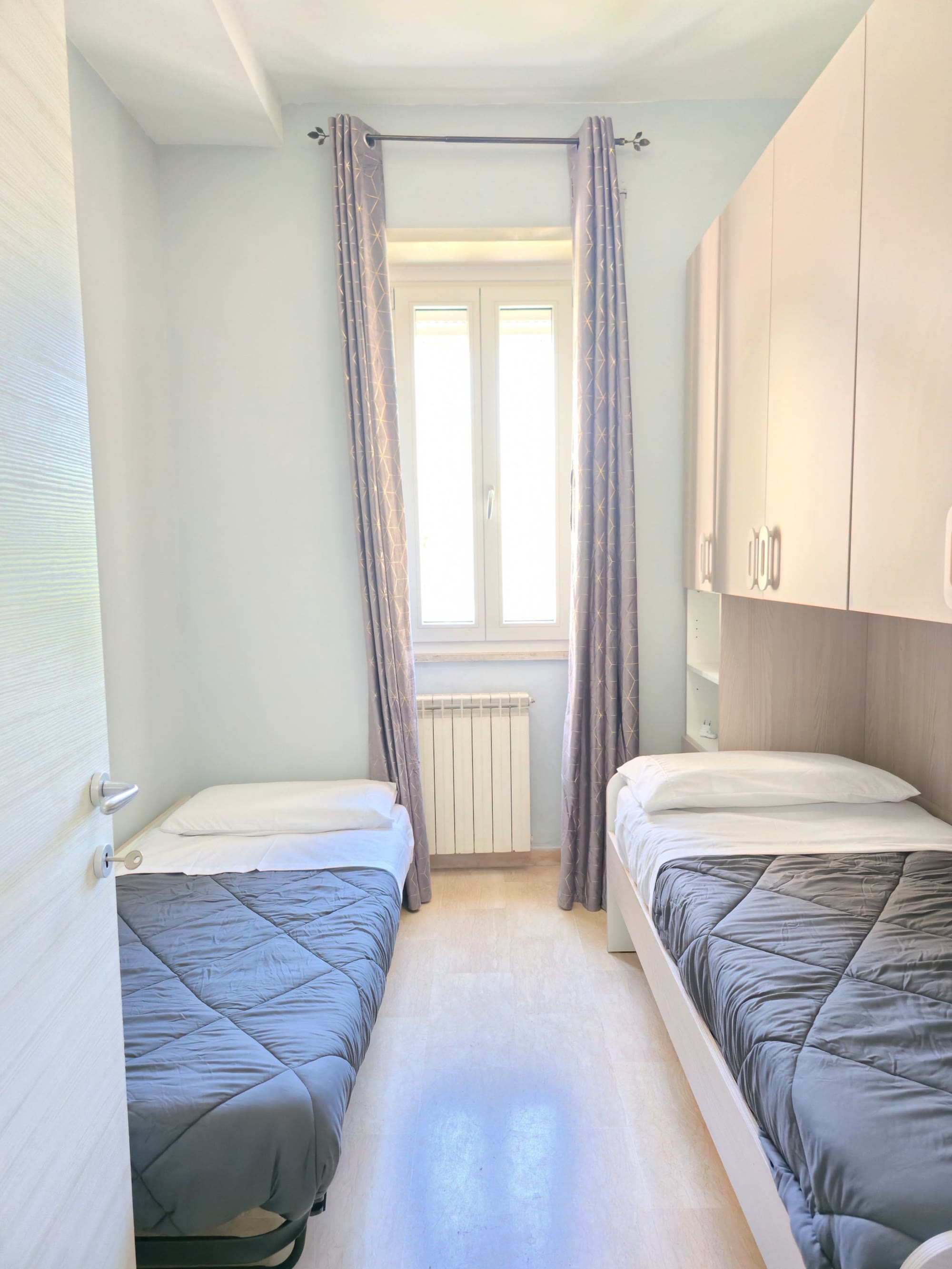 150mq fronte mare, 3 camere, parking in zona V.I.P — foto 4