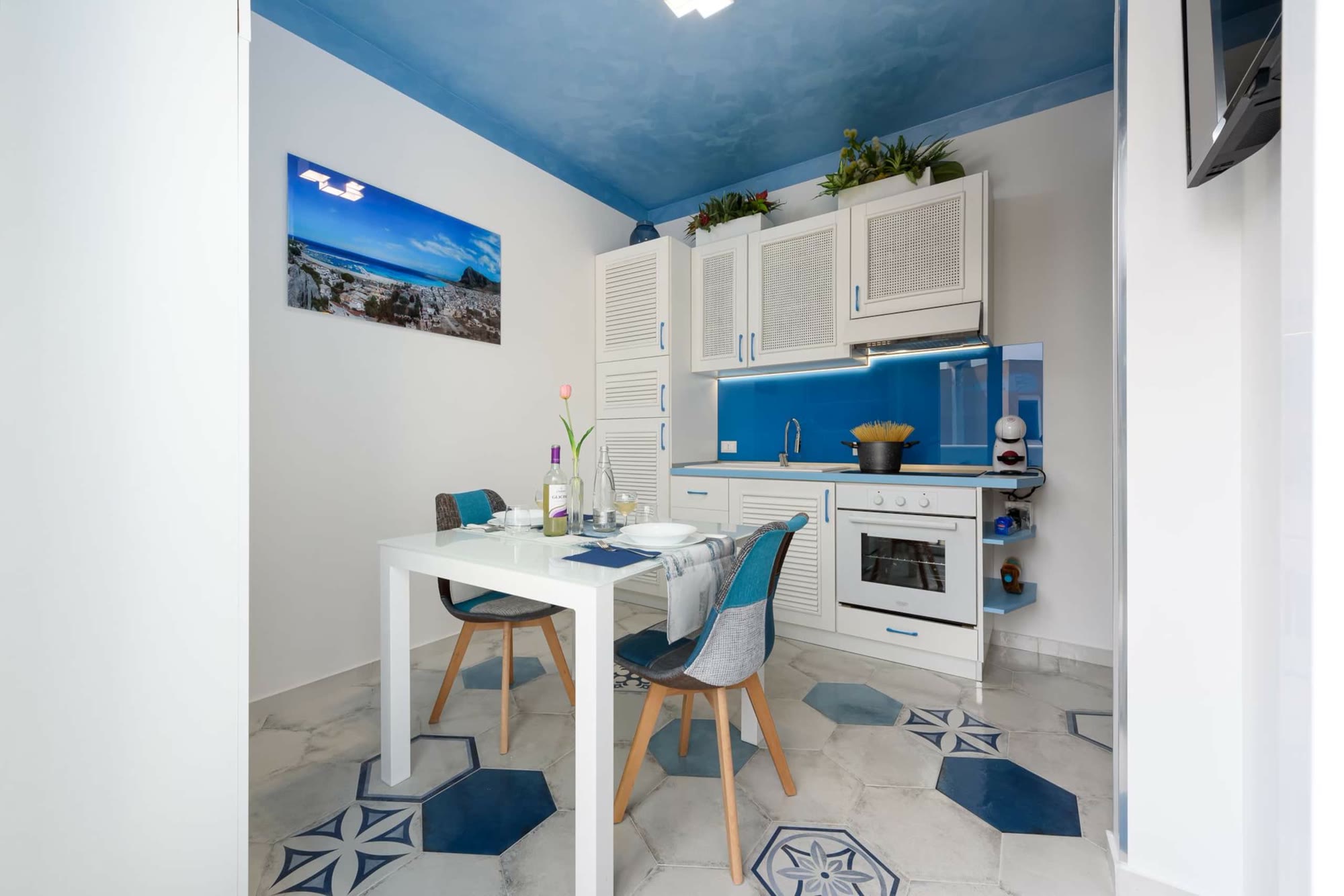 Appartamento con piscina al mare con parcheggio — foto 7