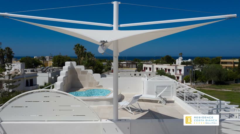 Attico vista mare a Gallipoli con jacuzzi a cuore