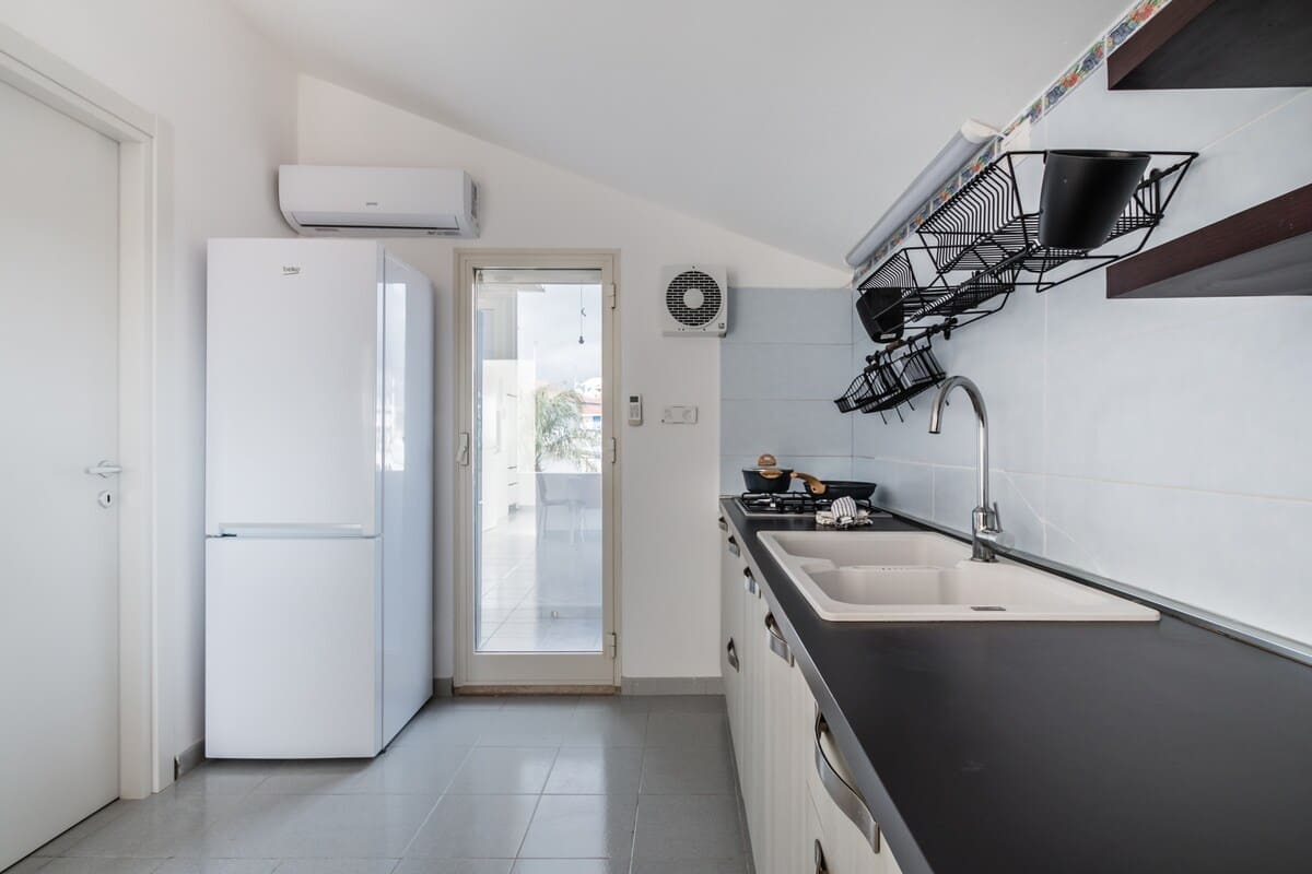 Artemide - Mansarda Vista mare - 100m dal porto — foto 6