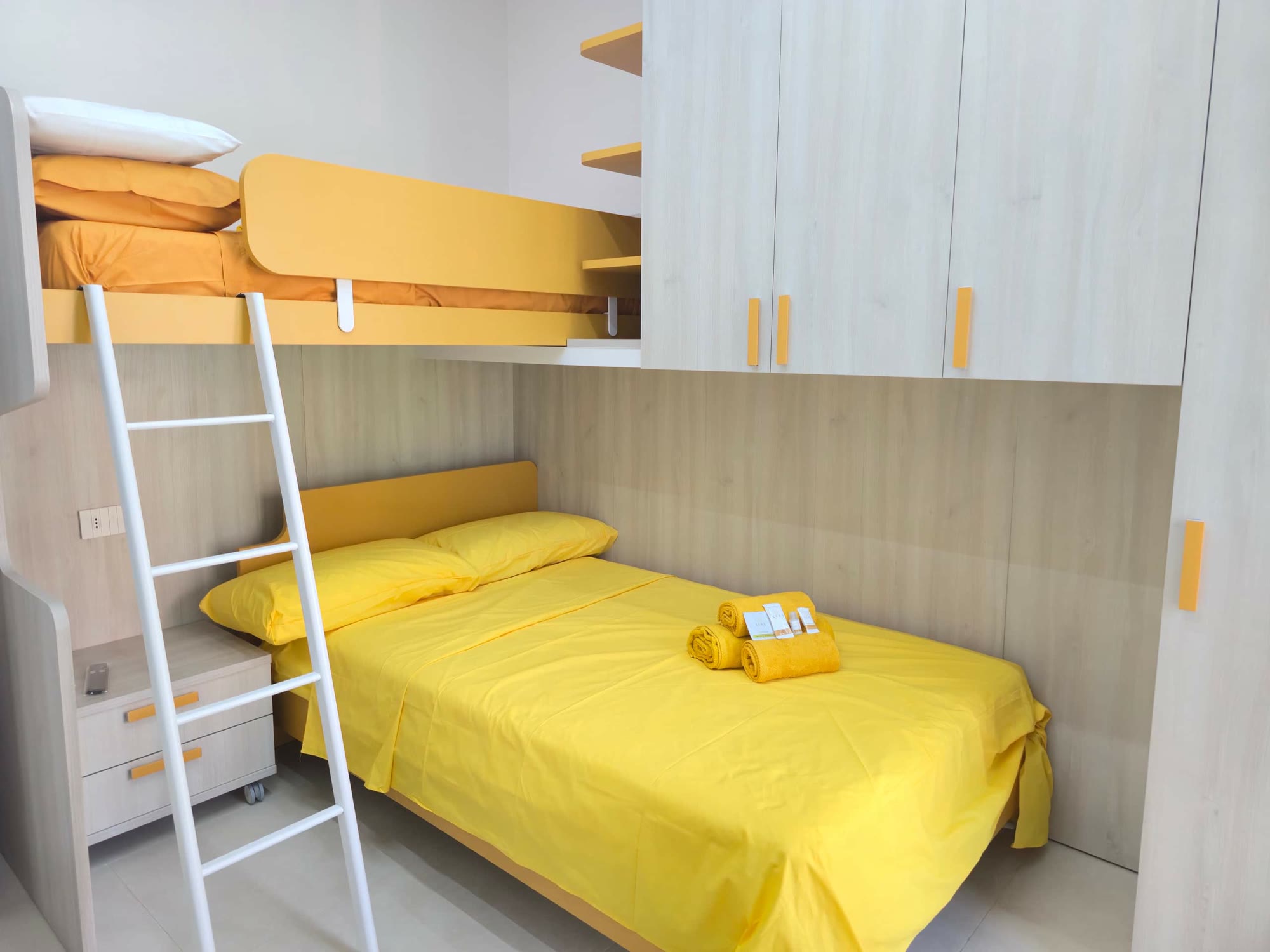 Fronte mare 4 camere • 4 bagni • Parking privato — foto 5