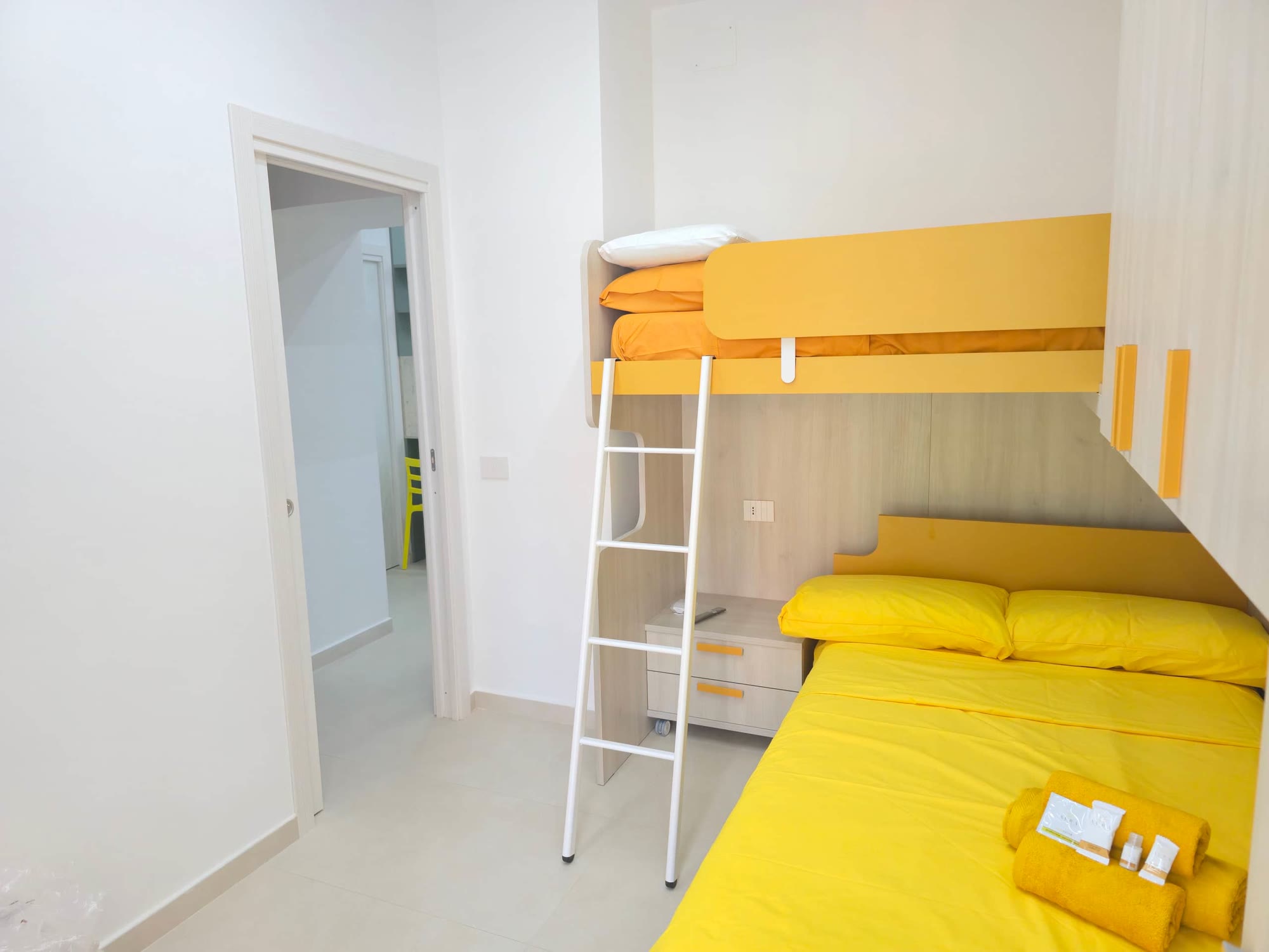 Fronte mare 4 camere • 4 bagni • Parking privato — foto 6