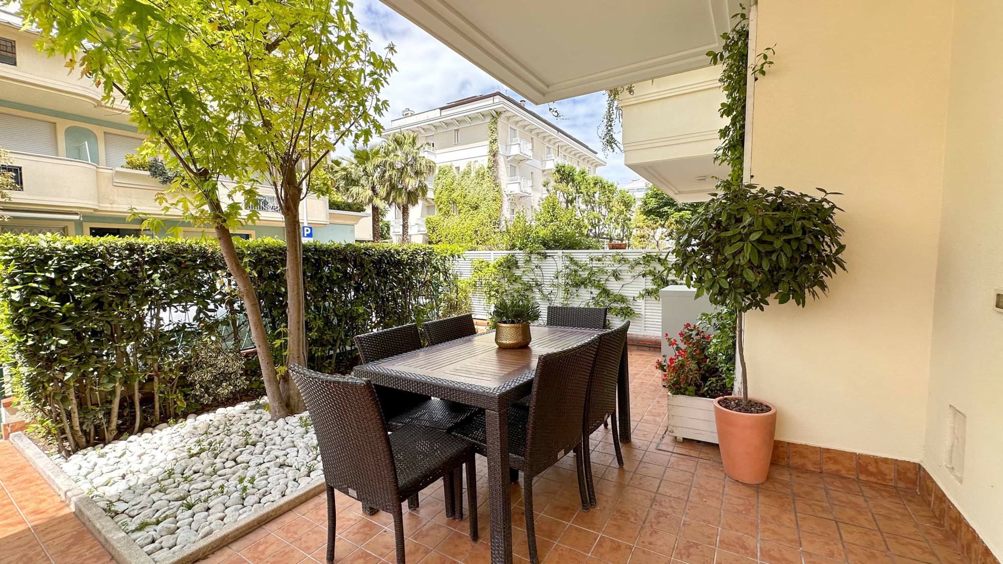 Residence Lungomare Charming Apartments Bilocale — foto 5