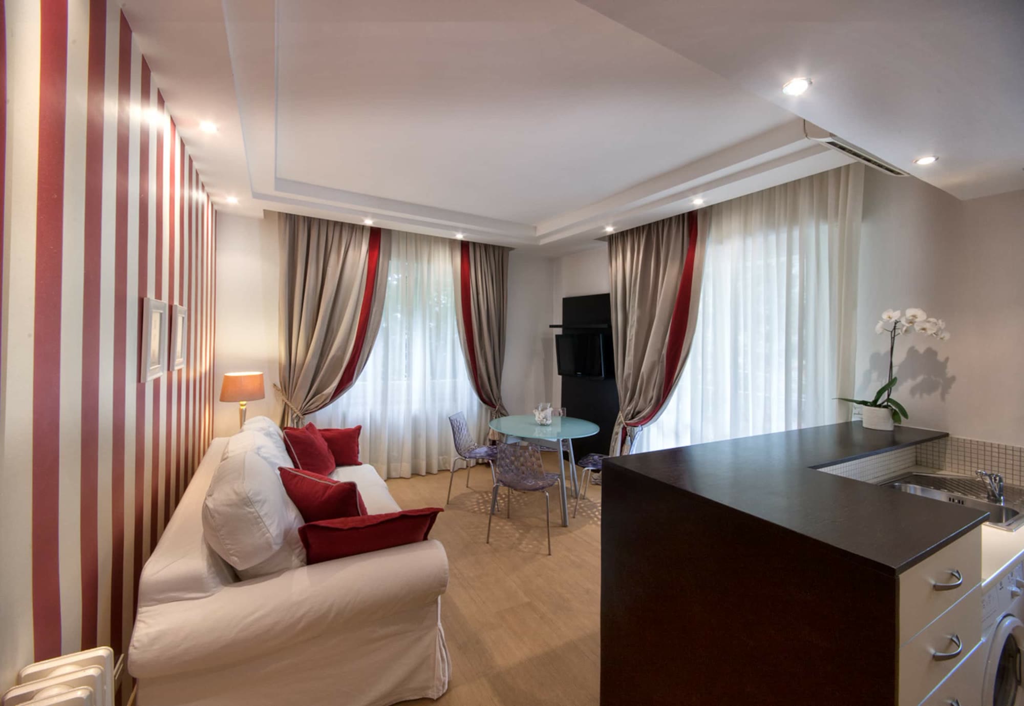 Residence Lungomare Charming Apartments Bilocale — foto 8