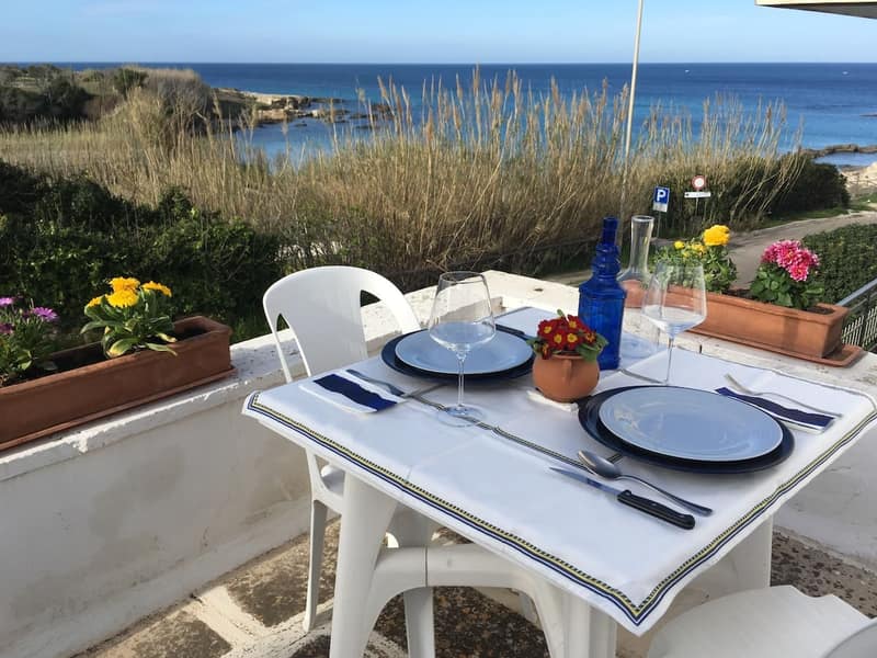 Casa sulla spiaggia a pochi passi dal mare