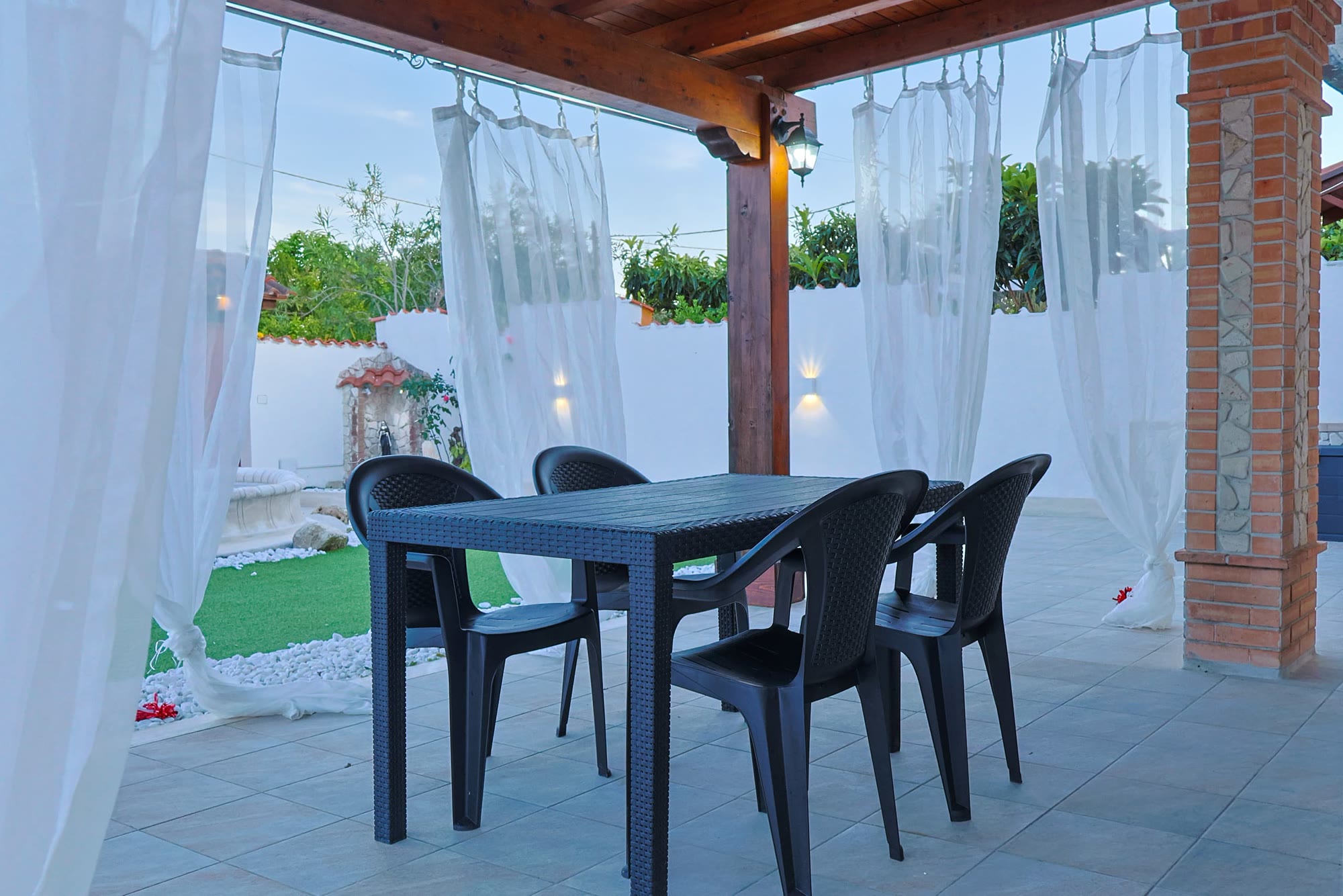 Villa Kikè con Jacuzzi | Relax vicino al mare — foto 2